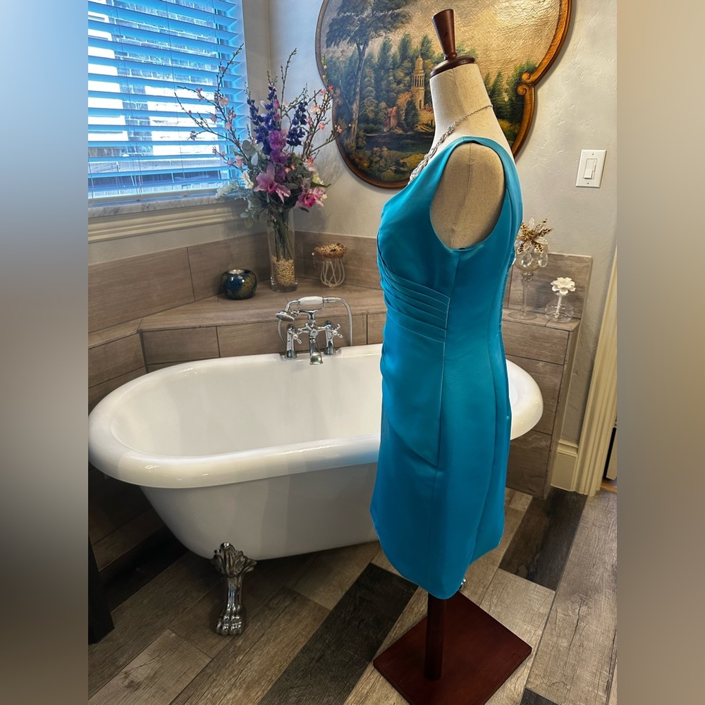 Edan Maids Electric Blue Bridesmaid or Wedding Dress Sexy and Fitted 6 - Picture 13 of 15